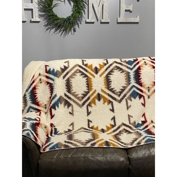 Pendleton Bedding Euc Pendleton White Sands Sherpa Blanket Queen